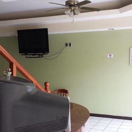 Hotel Esmeralda Rio Verde Ngoại thất bức ảnh