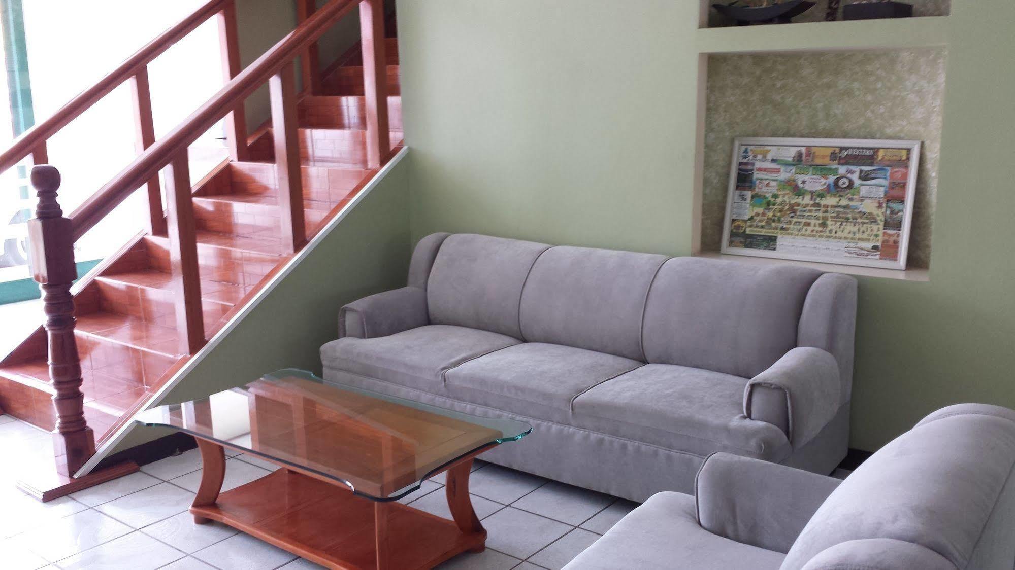 Hotel Esmeralda Rio Verde Ngoại thất bức ảnh